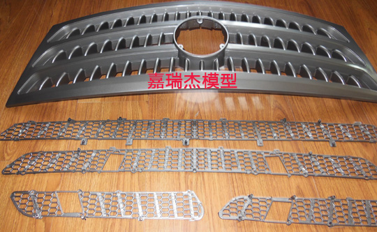 做手板模型的時候為什么要噴油呢？